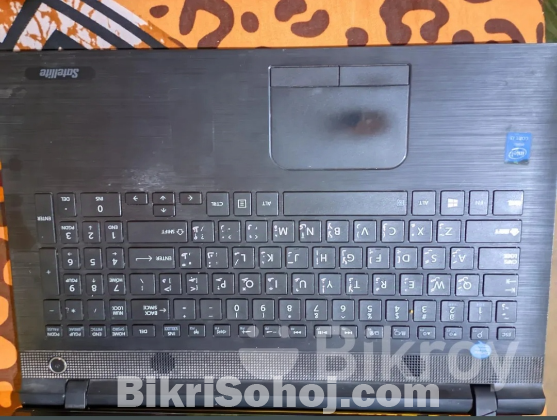 TOSHIBA Laptop